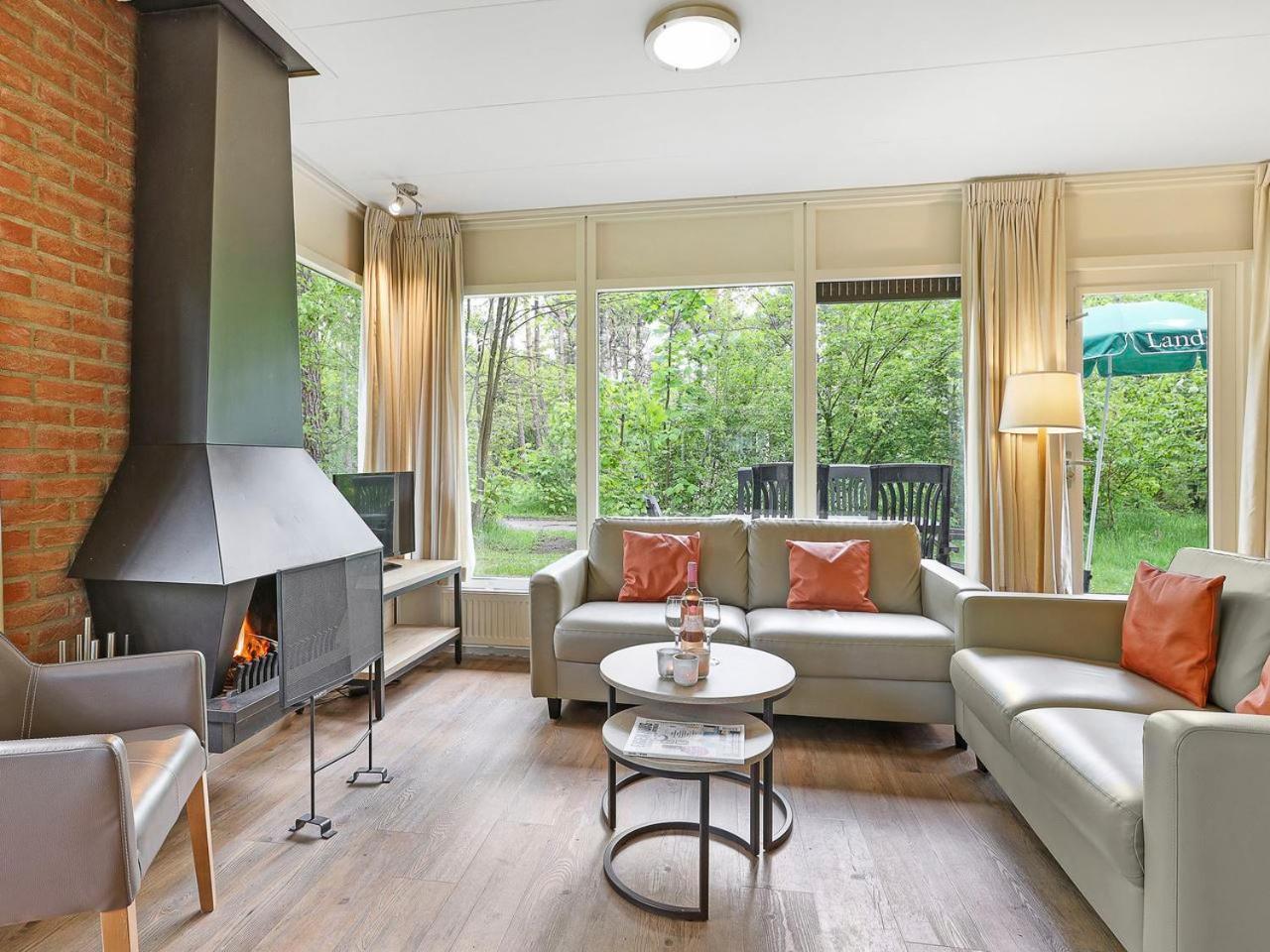 Comfort 6-Person Dog Bungalow In The Holiday Park Landal Heideheuvel Beekbergen Cameră foto