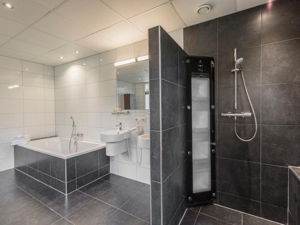 Comfort 6-Person Dog Bungalow In The Holiday Park Landal Heideheuvel Beekbergen Cameră foto