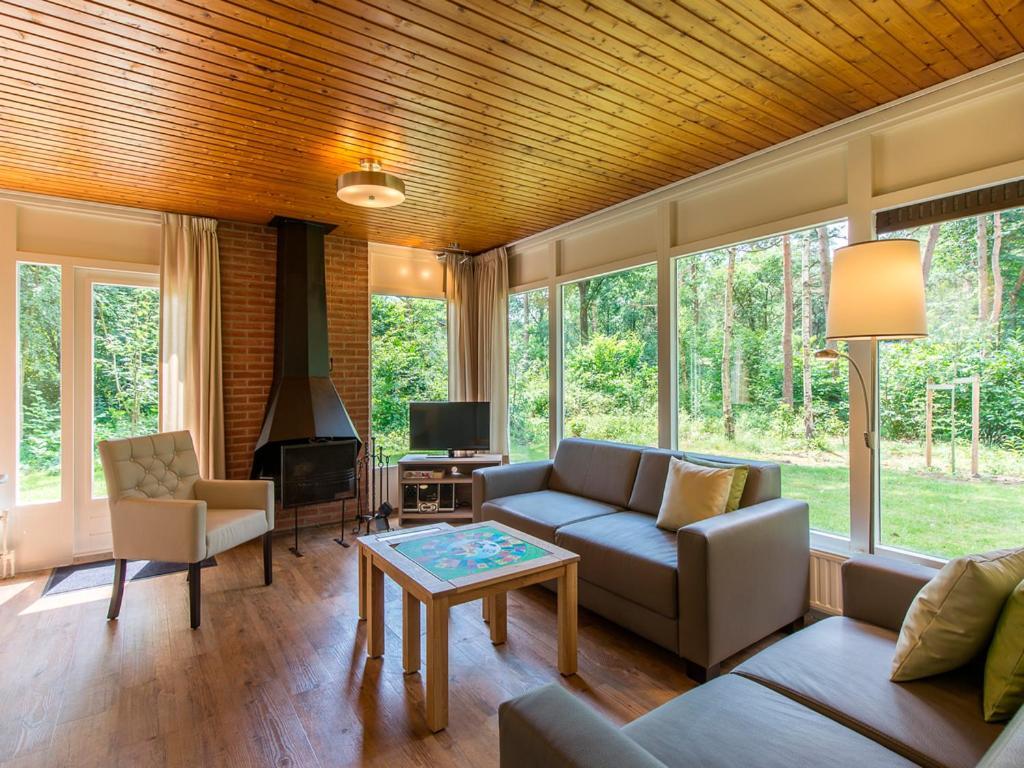 Comfort 6-Person Dog Bungalow In The Holiday Park Landal Heideheuvel Beekbergen Cameră foto